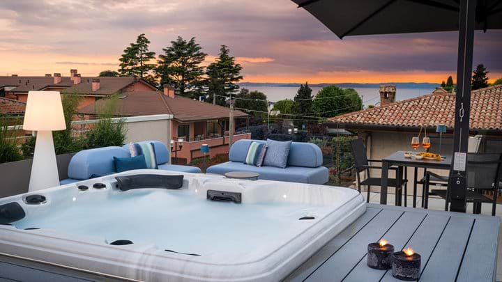 INDIGO SKY APARTMENT